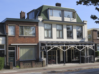 906987 Gezicht op de voorgevel van café-restaurant-catering Poort van Utrecht (Amsterdamsestraatweg 717-719) te Utrecht.